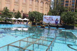 Étape transparente de piscine hors-sol exportée par type fixe de piscine